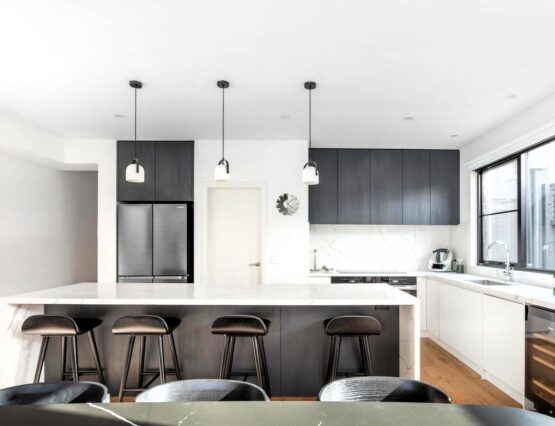 Malvern East units, knockdown one rebuild two