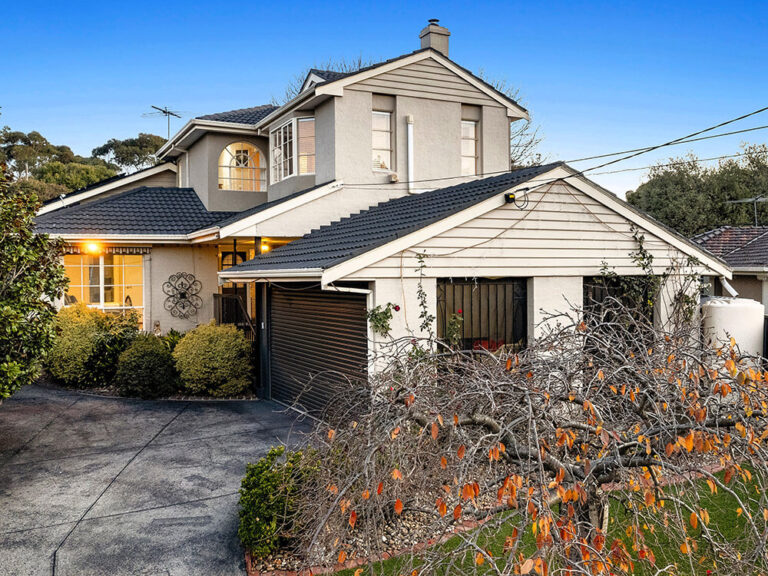 Dandenong North House Transformation to Resort Style Living